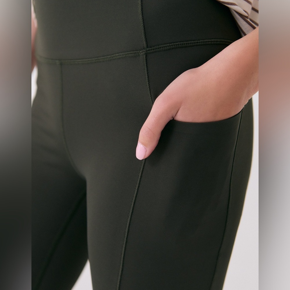 Dark Green High-Waisted Leggings